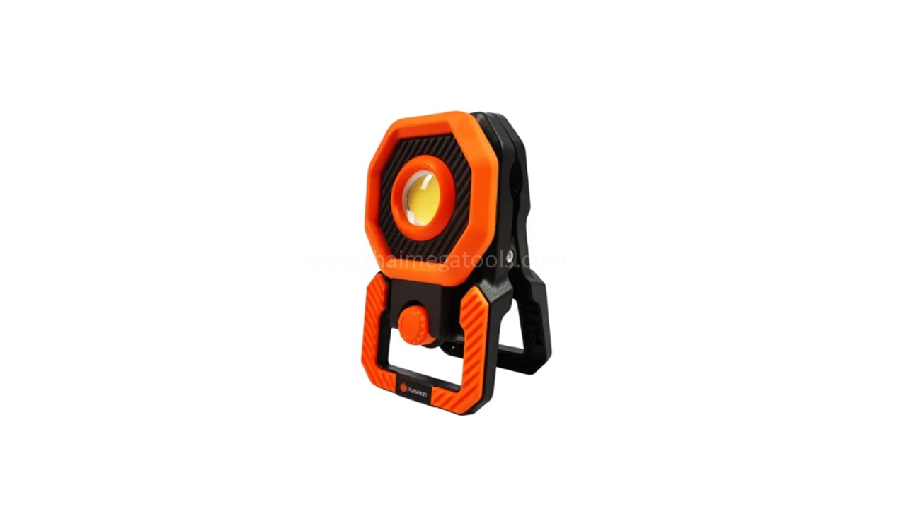 ไฟ LED ส่องทำงานแบบหนีบไร้สาย PUMPKIN 3000 LM รุ่น 50613